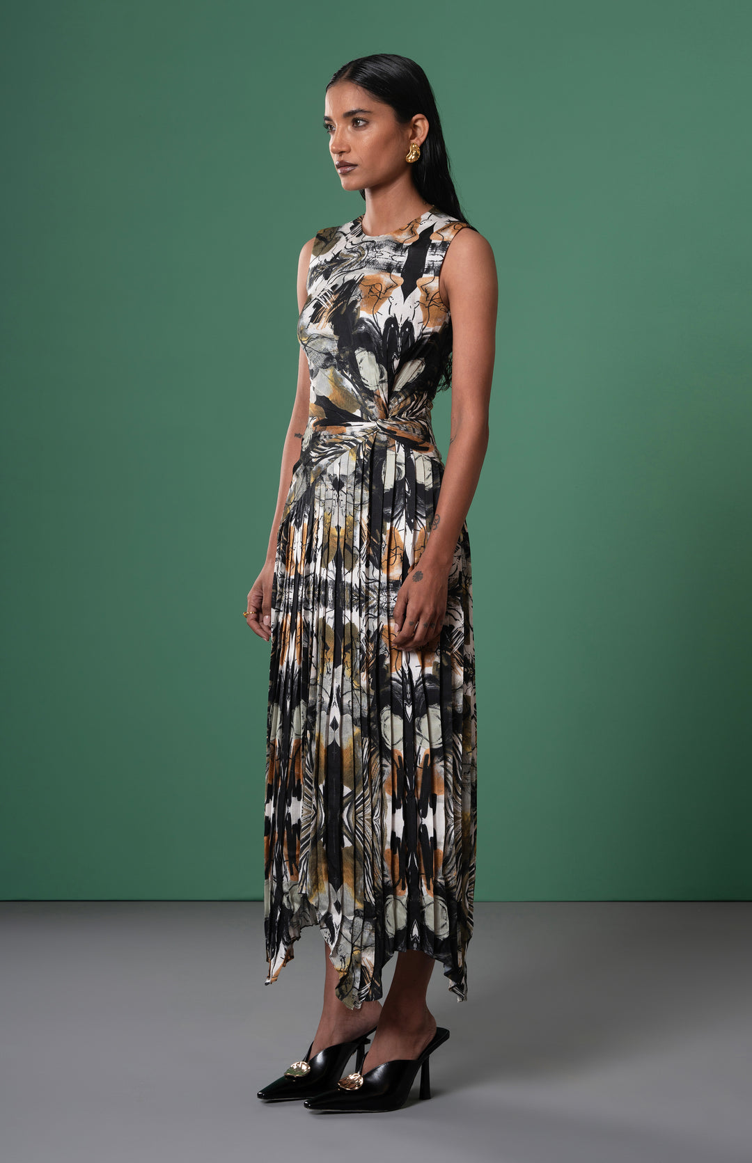 Meiro Pleated Dress: SAMPLE SALE