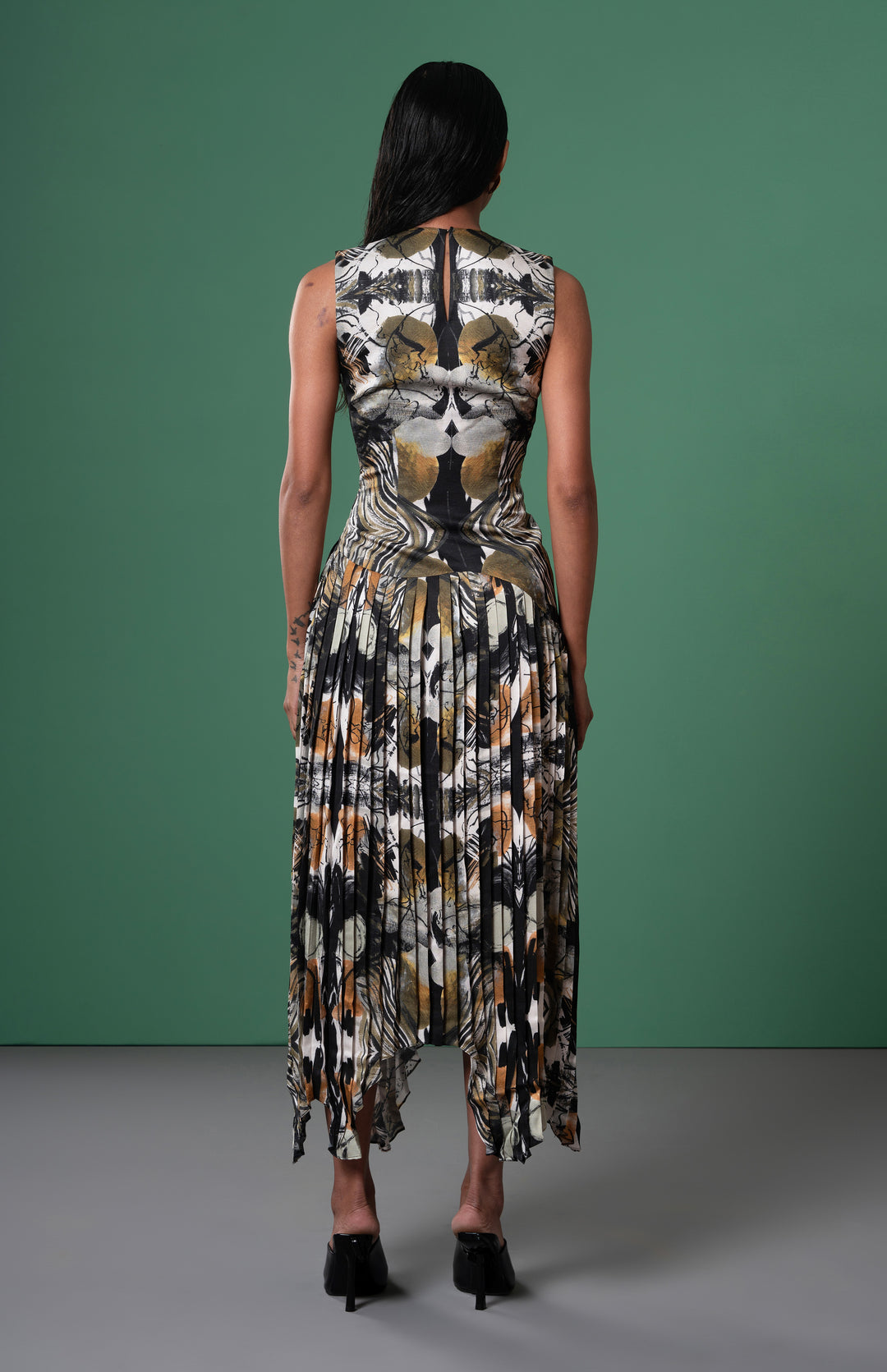 Meiro Pleated Dress: SAMPLE SALE